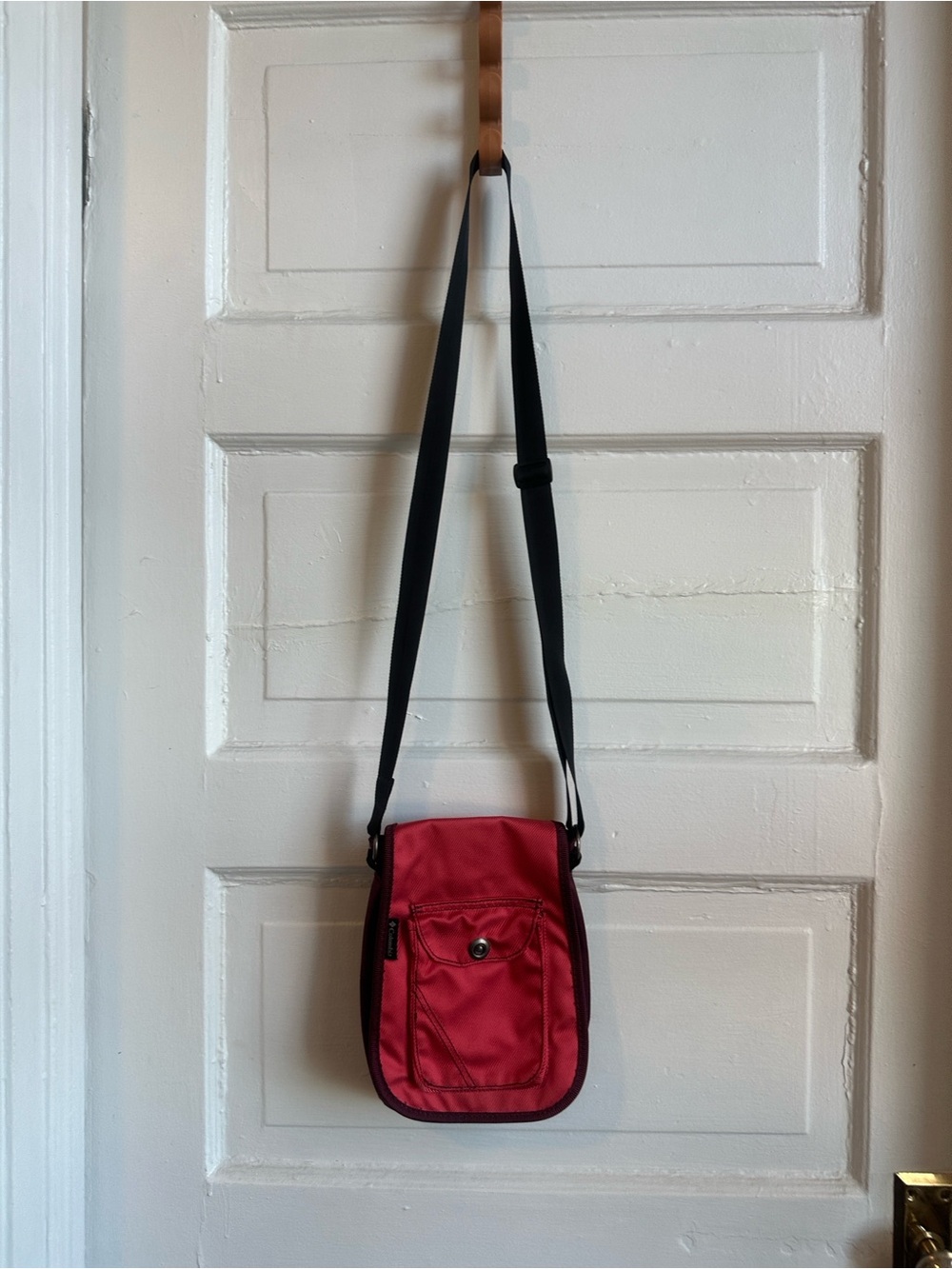 Women's Red & Burgundy Crossbody Shoulder Bag - Great for Travel!